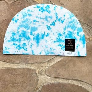 Paw & Tail Tie Dye Pet Feeding Mat